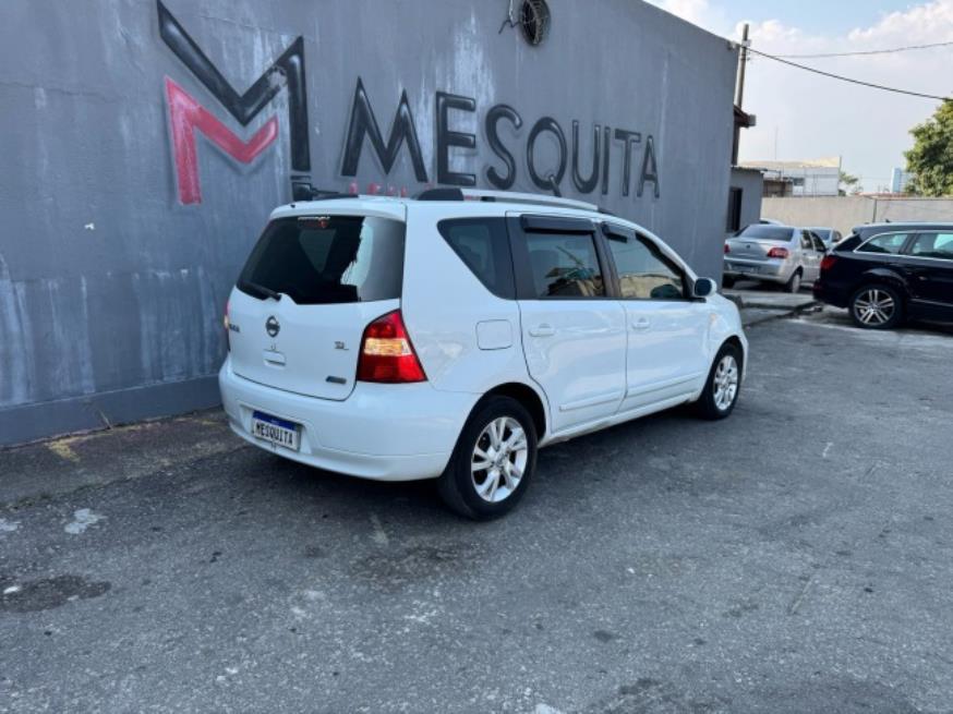 Foto ilustrativa 4 - NISSAN LIVINA SL 1.8 2013 – BRANCO – FLEX/GNV