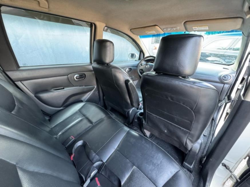 Foto ilustrativa 6 - NISSAN LIVINA SL 1.8 2013 – BRANCO – FLEX/GNV