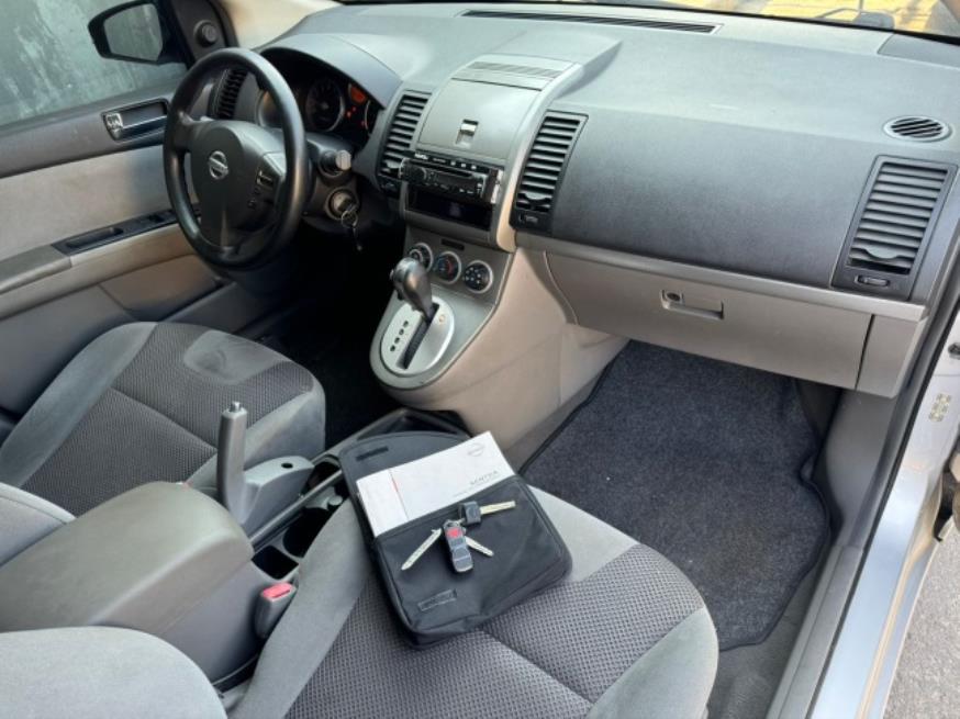 Foto ilustrativa 5 - NISSAN SENTRA 2008  – PRATA – GASOLINA