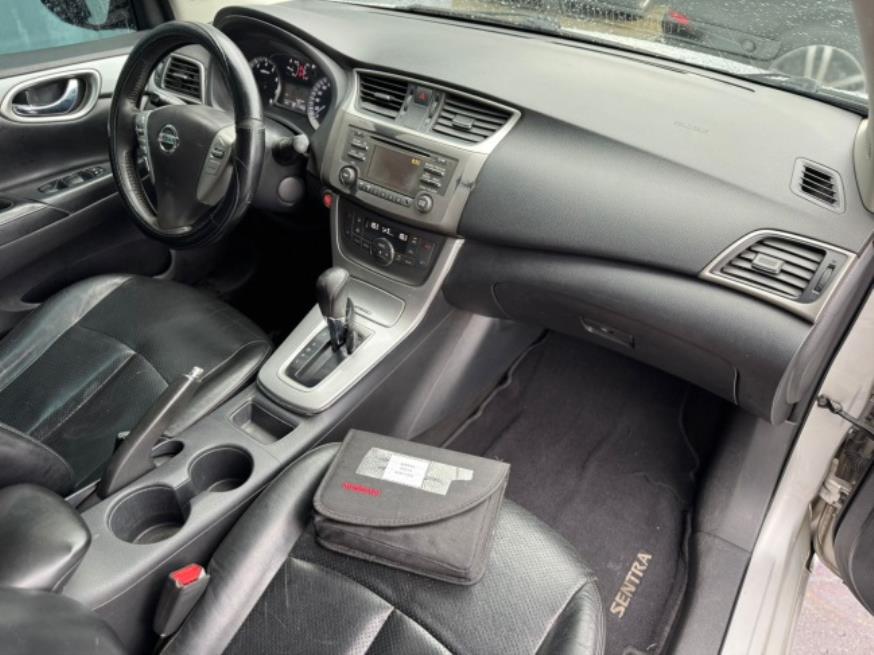 Foto ilustrativa 6 - NISSAN SENTRA 20SV CVT 2015 – PRATA – FLEX