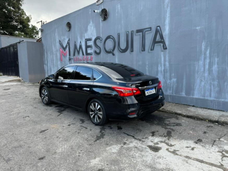 Foto ilustrativa 2 - NISSAN SENTRA SV 2020  – PRETA – FLEX