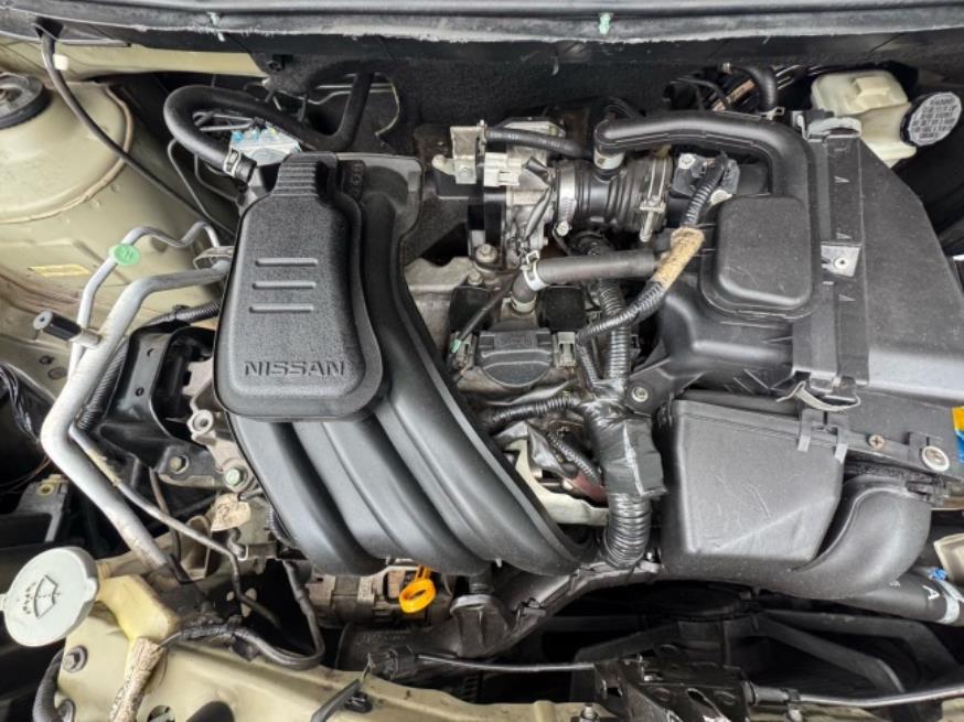 Foto ilustrativa 8 - NISSAN VERSA 1.0 2016 – PRETA – FLEX