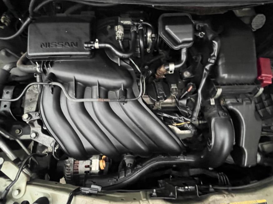 Foto ilustrativa 5 - NISSAN VERSA SL 1.6 2013 – PRATA – FLEX/GNV