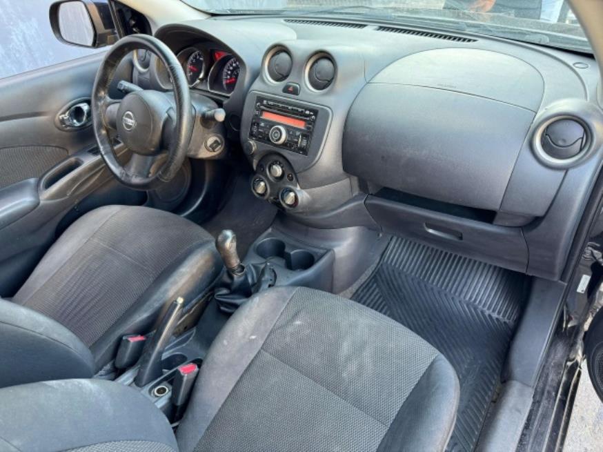 Foto ilustrativa 7 - NISSAN VERSA SV 2014 – PRETO – GASOLINA