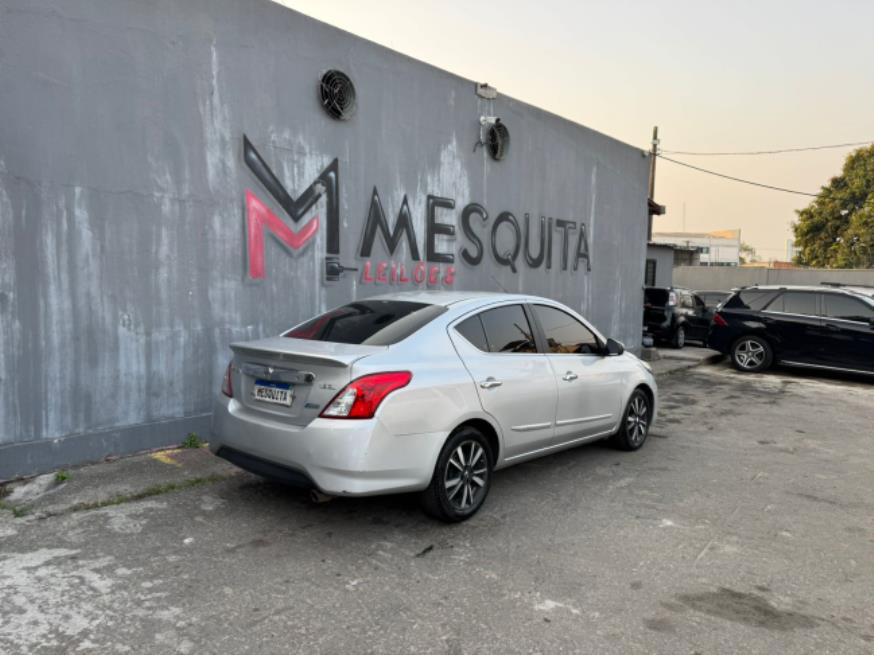 Foto ilustrativa 4 - NISSAN VERSA UNIQUE 1.6 2018 – PRATA – FLEX