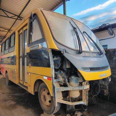 ONIBUS IVECO/WAYCLASS 70C17HDE, DIESEL, AMARELA, 2016/2016, CHASSI: …69354, NO ESTADO EM QUE SE ENCONTRA.