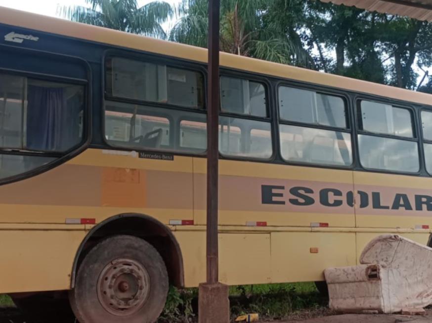 Foto ilustrativa 2 - ONIBUS M.BENZ/CAIO APACHES21 U, DIESEL, BEGE, 2002/2002, CHASSI: 9BM3840672B303504, RENAVAM: 00789322889, NO ESTADO EM QUE SE ENCONTRA.