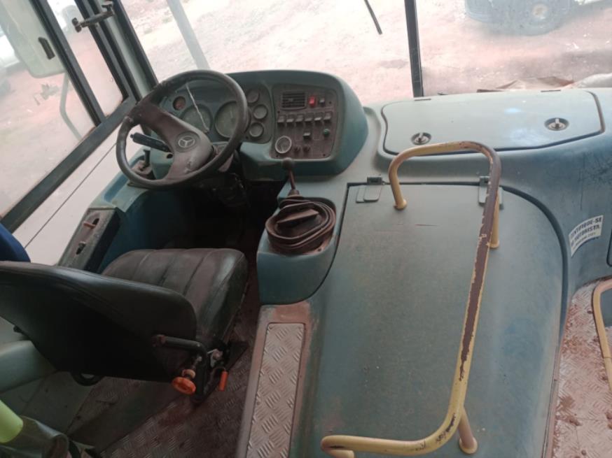 Foto ilustrativa 7 - ONIBUS M.BENZ/CAIO APACHES21 U, DIESEL, BEGE, 2002/2002, CHASSI: 9BM3840672B303504, RENAVAM: 00789322889, NO ESTADO EM QUE SE ENCONTRA.
