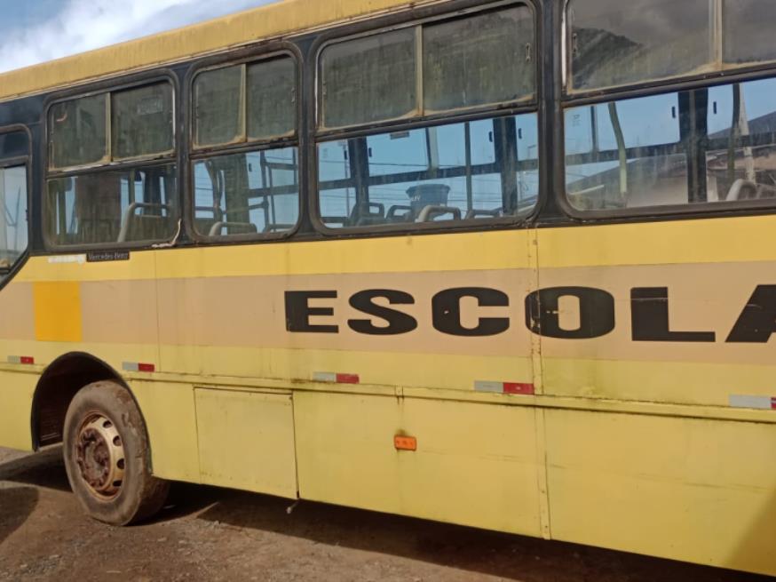 Foto ilustrativa 3 - ONIBUS M.BENZ/CAIO APACHES21 U, DIESEL, BEGE, 2002/2002, CHASSI: 9BM3840672B303508, RENAVAM: 00789323850, NO ESTADO EM QUE SE ENCONTRA.