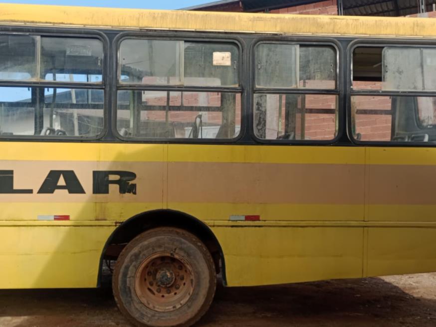 Foto ilustrativa 4 - ONIBUS M.BENZ/CAIO APACHES21 U, DIESEL, BEGE, 2002/2002, CHASSI: 9BM3840672B303508, RENAVAM: 00789323850, NO ESTADO EM QUE SE ENCONTRA.