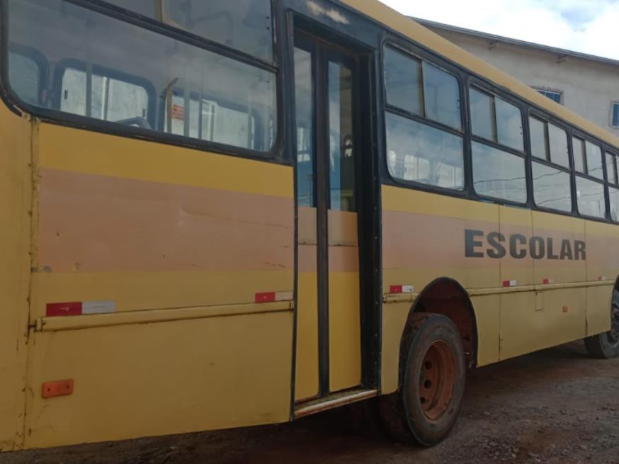 Foto ilustrativa 5 - ONIBUS M.BENZ/CAIO APACHES21 U, DIESEL, BEGE, 2002/2002, CHASSI: 9BM3840672B303508, RENAVAM: 00789323850, NO ESTADO EM QUE SE ENCONTRA.