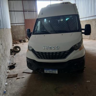 PASSAGEIRO MICROONIBUS, IVECO/DAILY TCA MIC, BRANCA, DIESEL, 2021/2022, 16 LUGARES, CHASSI: 93ZK042CZN8498214, RENAVAM: 01284371171, NO ESTADO EM QUE SE ENCONTRA.