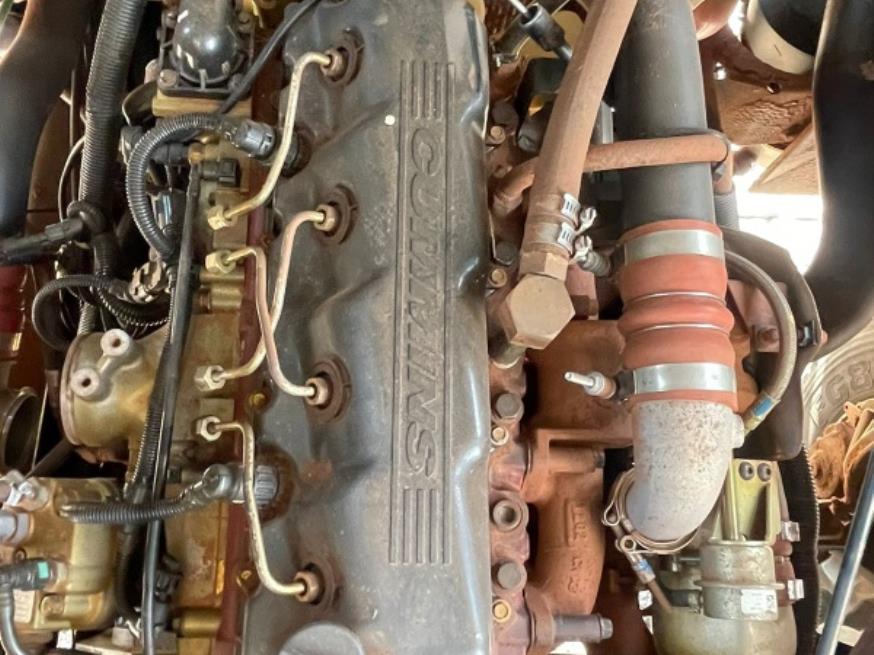 Foto ilustrativa 11 - PASSAGEIRO / ONIBUS MPOLO/VOLARE V8L 4X4 EO, 2013/2013, DIESEL, PLACA HTO – 3B68, RENAVAM: 00552300616, CHASSI: 93PB58M1MDC046971, NO ESTADO EM QUE SE ENCONTRA.