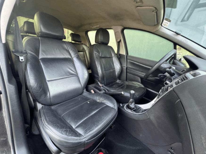 Foto ilustrativa 6 - PEUGEOT 307 PRESENCE 2008 – PRETA – FLEX