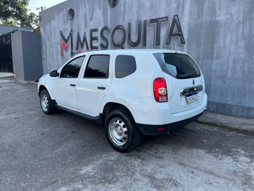 Foto ilustrativa 2 - RENAULT DUSTER 1.6 2014 – BRANCA – FLEX