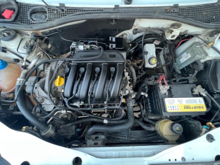 Foto ilustrativa 8 - RENAULT DUSTER EXPRESSION 1.6 2016 – BRANCA – GASOLINA