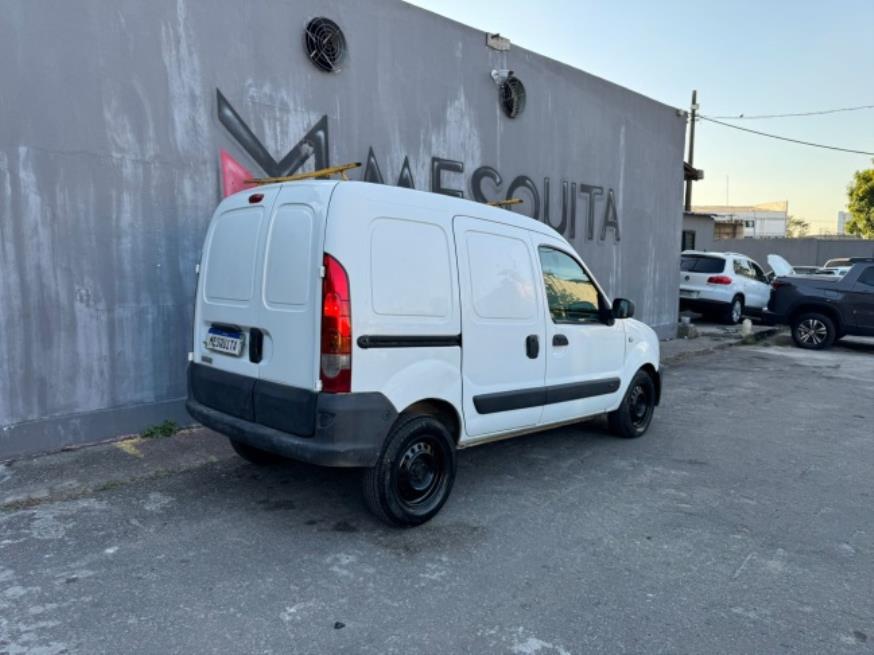 Foto ilustrativa 4 - RENAULT KANGOO EXPRESS 2014 – BRANCA – FLEX