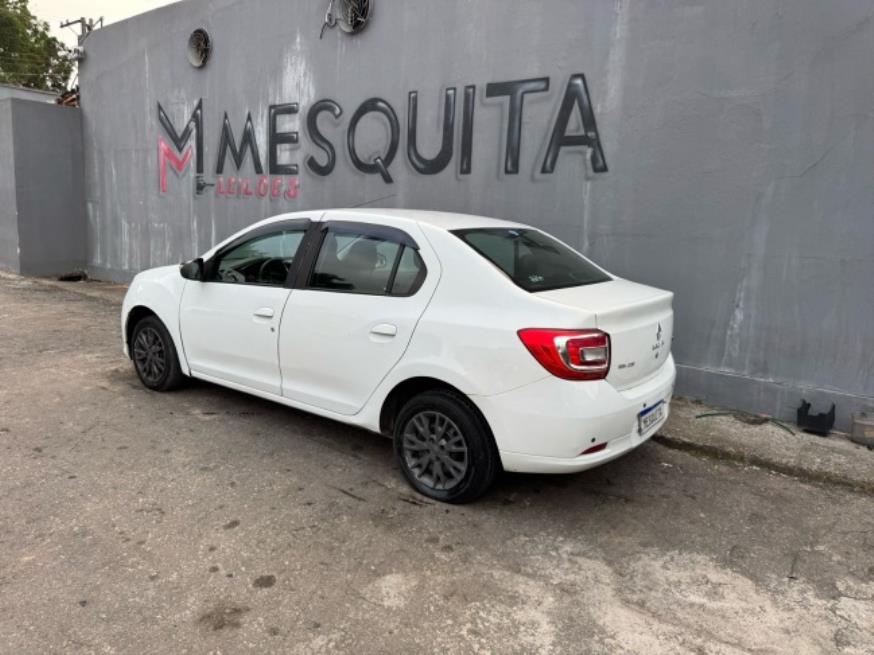 Foto ilustrativa 4 - RENAULT LOGAN DYNAMIQUE 1.6 2015 – BRANCO – FLEX