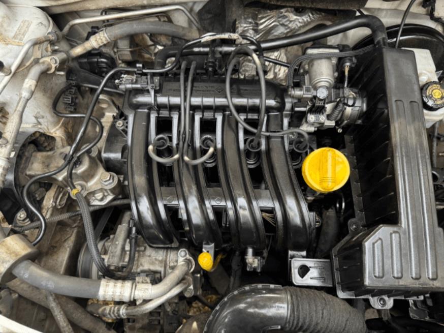 Foto ilustrativa 8 - RENAULT LOGAN EXP 2015 – BRANCA – FLEX