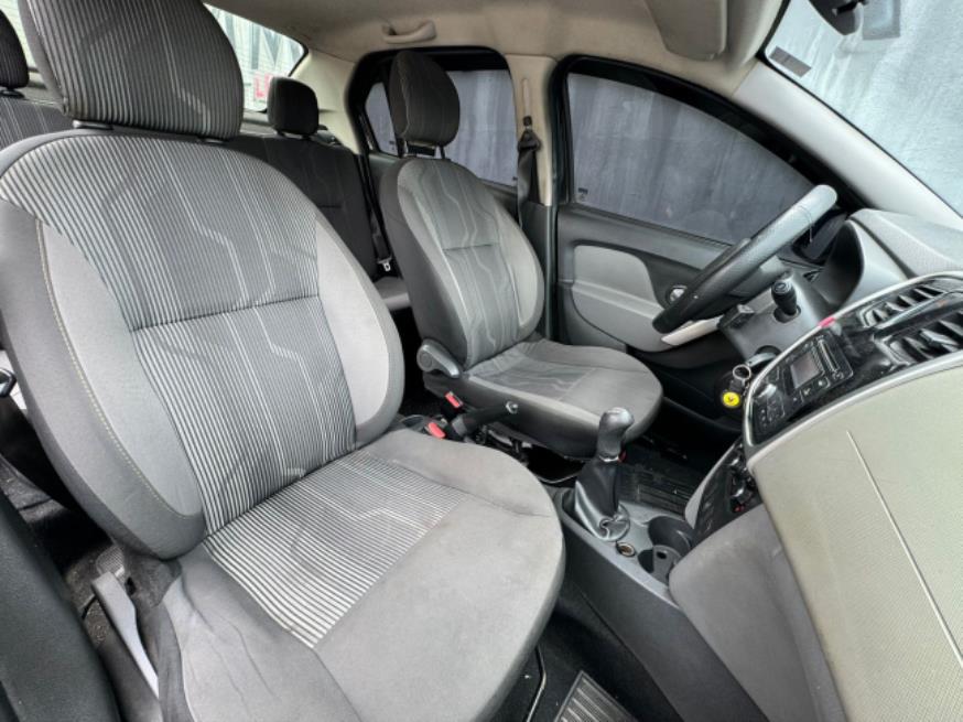 Foto ilustrativa 6 - RENAULT LOGAN EXP 2015 – PRETO – FLEX