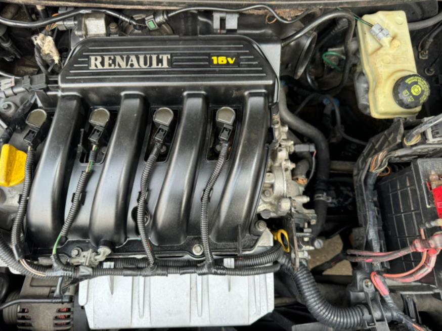 Foto ilustrativa 8 - RENAULT MEGANE EXPR 1.6 2009 – PRETA – FLEX