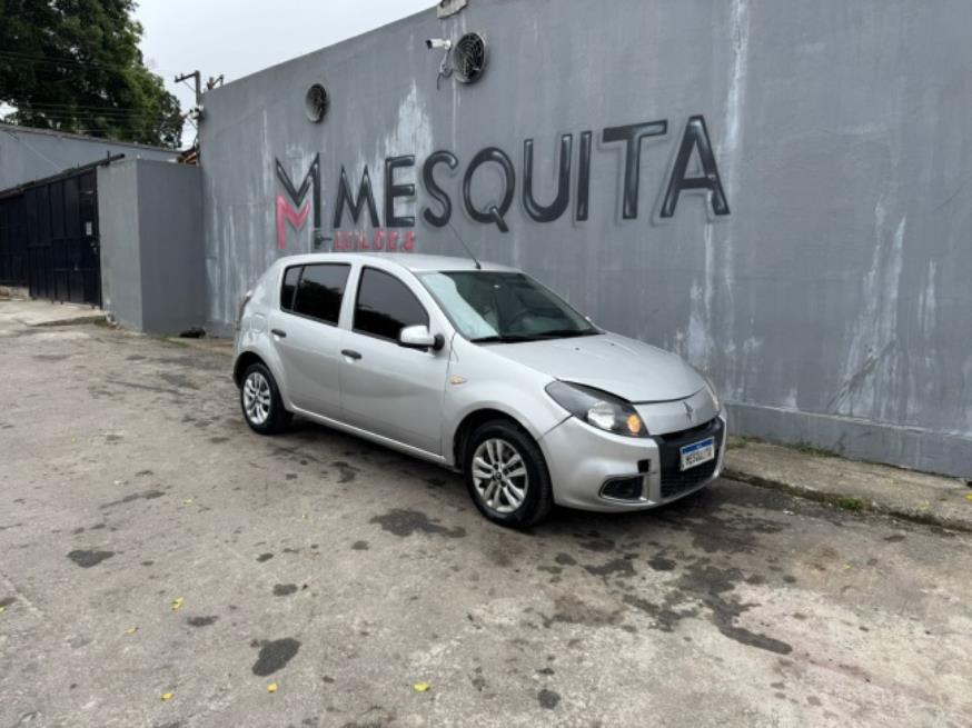 Foto ilustrativa 1 - RENAULT SANDERO EXPRESSION 1.6 2014 – PRATA – FLEX