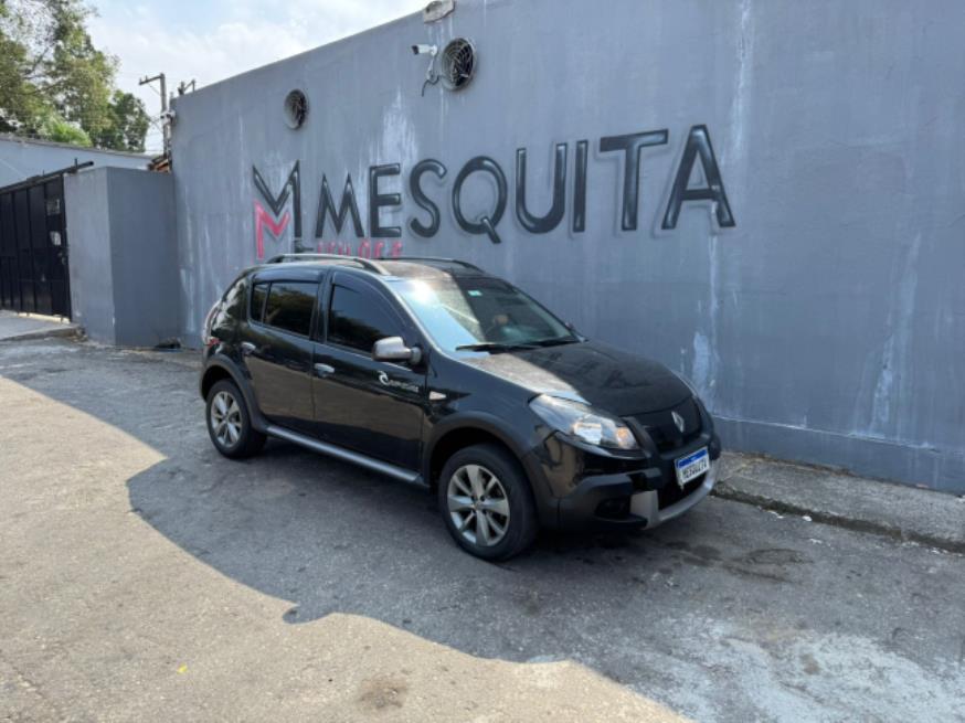 Foto ilustrativa 1 - RENAULT SANDERO STEPWAY 1.6 2013 – PRETO – FLEX