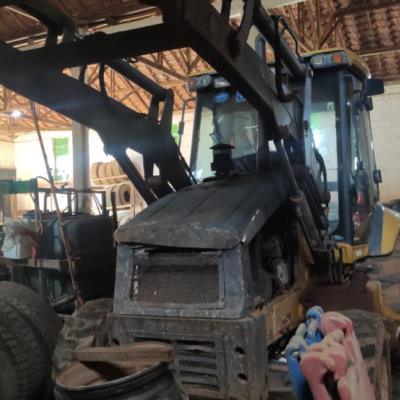 RETROESCAVADEIRA XCMG, XT870BR, AMARELA, ANO 2014, CHASSI: XUG05700VJPA00503, NO ESTADO EM QUE SE ENCONTRA.