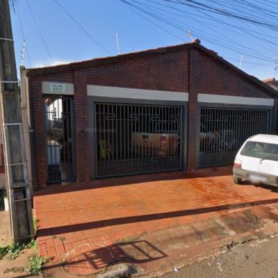 Rio Verde/GO – Jardim São Tomaz – Casa com 198m²