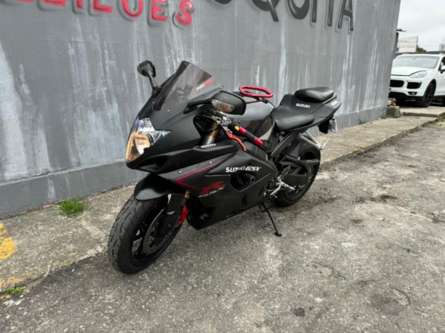 Foto ilustrativa 3 - SUZUKI GSXR 1000 – 2007 – PRETA – GASOLINA