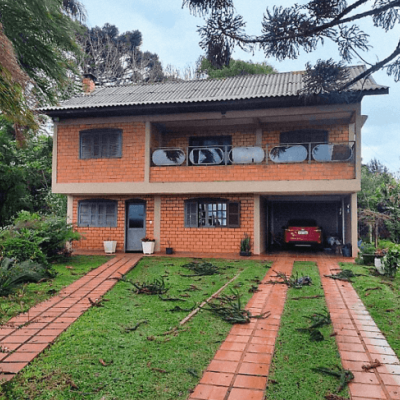 Terreno de 10.000m² | Constr. de 190m²