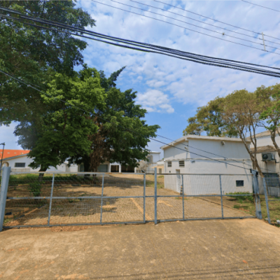Terreno de 3.201m² | Constr. de 1.680m²