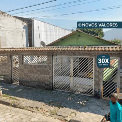 Terreno de 374m² | Benfeitorias