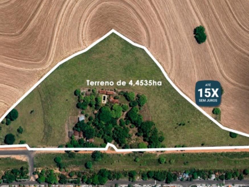 Foto ilustrativa 1 - Terreno de 4,4535ha | Constr. de 925m²