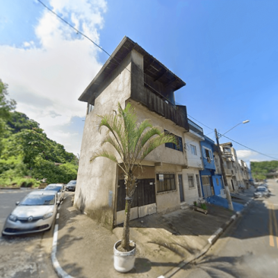 Terreno de 60m² | Benfeitorias