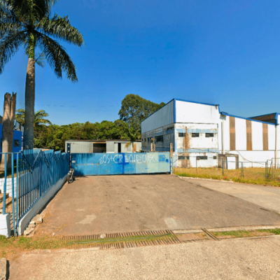 Terreno de 9.500m² | Constr. de 3.204m²