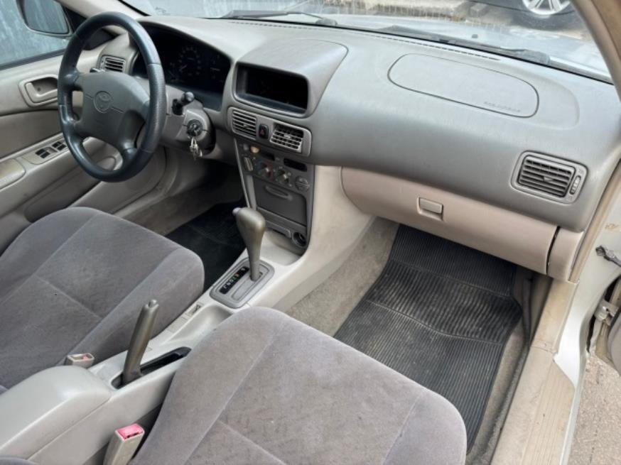 Foto ilustrativa 5 - TOYOTA COROLLA XEI 1.8 1999 – PRATA – GASOLINA