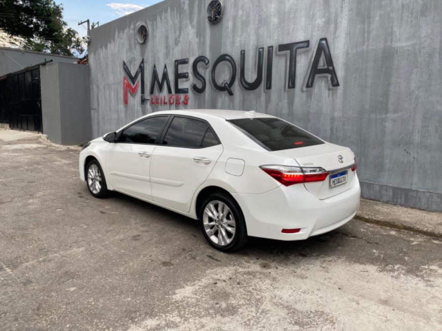 Foto ilustrativa 4 - TOYOTA COROLLA XEI 2.0 AT 2018 – BRANCO – FLEX