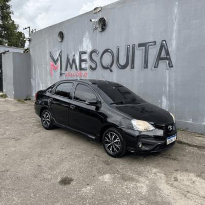 TOYOTA ETIOS PLATINUM SEDAN 2017 – PRETO – FLEX