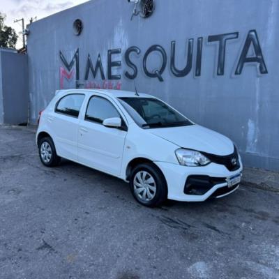 TOYOTA ETIOS X 1.3 2017 – BRANCO – FLEX
