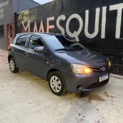 TOYOTA ETIOS XS 1.5 2014 – CINZA – FLEX