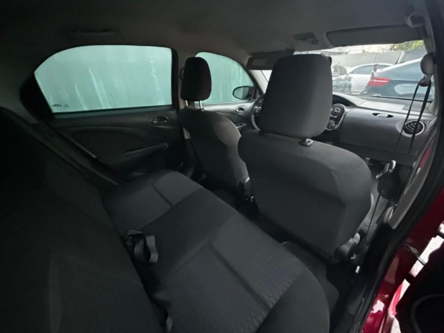 Foto ilustrativa 7 - TOYOTA ETIOS XS SEDAN 2015 – VERMELHO – FLEX/GNV