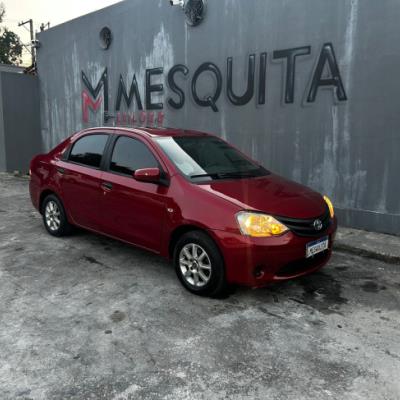 TOYOTA ETIOS XS SEDAN 2015 – VERMELHO – FLEX/GNV