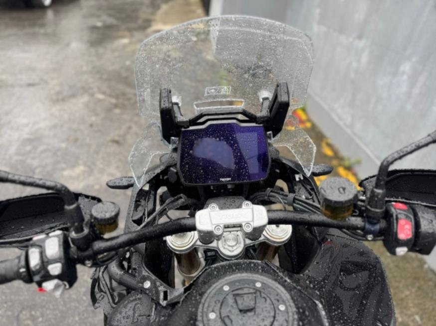 Foto ilustrativa 5 - TRIUMPH TIGER 1200 RALLY PRO 2022 – PRETO – GASOLINA