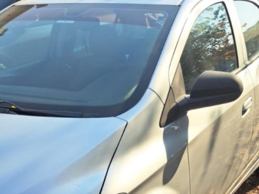 Foto ilustrativa 3 - Veículo GM/Chevrolet/Onix 1.0MT LT, 2015/16