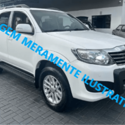 Veículo I/Toyota, Hilux SW4 4X2SR, 2015/15