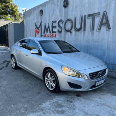 VOLVO S60 2.0 T-5 DYNA 2011 BLINDADA – PRATA – GASOLINA