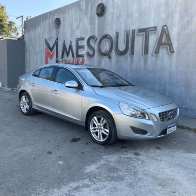 VOLVO S60 T-5 DYNA 2012 BLINDADA – PRATA – GASOLINA