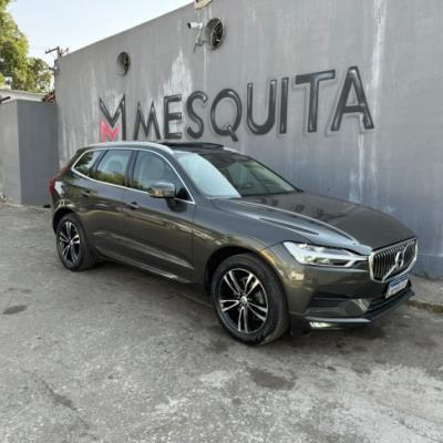 VOLVO XC60 AT 2.0 T5 MOMENTUM -CINZA – 2019 – GASOLINA