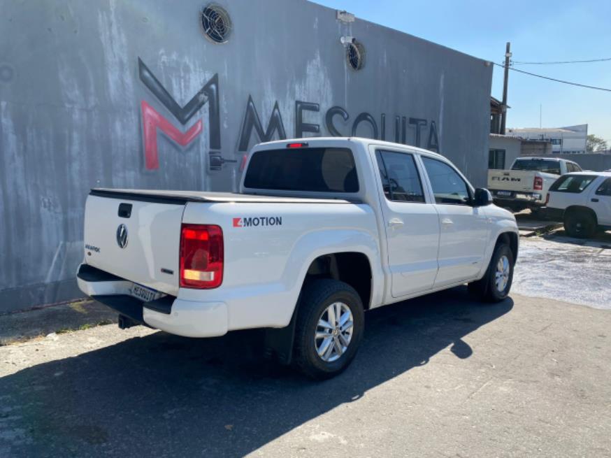 Foto ilustrativa 2 - VW AMAROK CD 4X4 SE 2019 – BRANCA – DIESEL